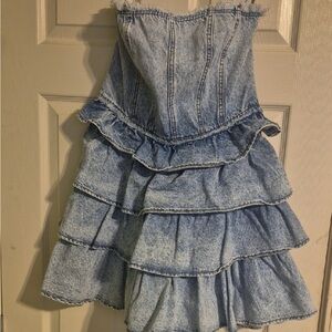 Forever 21 Strapless Tiered Acid-Wash Denim Mini Dress